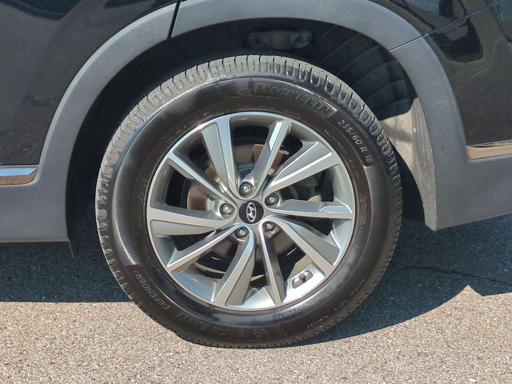 Thumbnail: 2019 Hyundai Santa Fe - 8