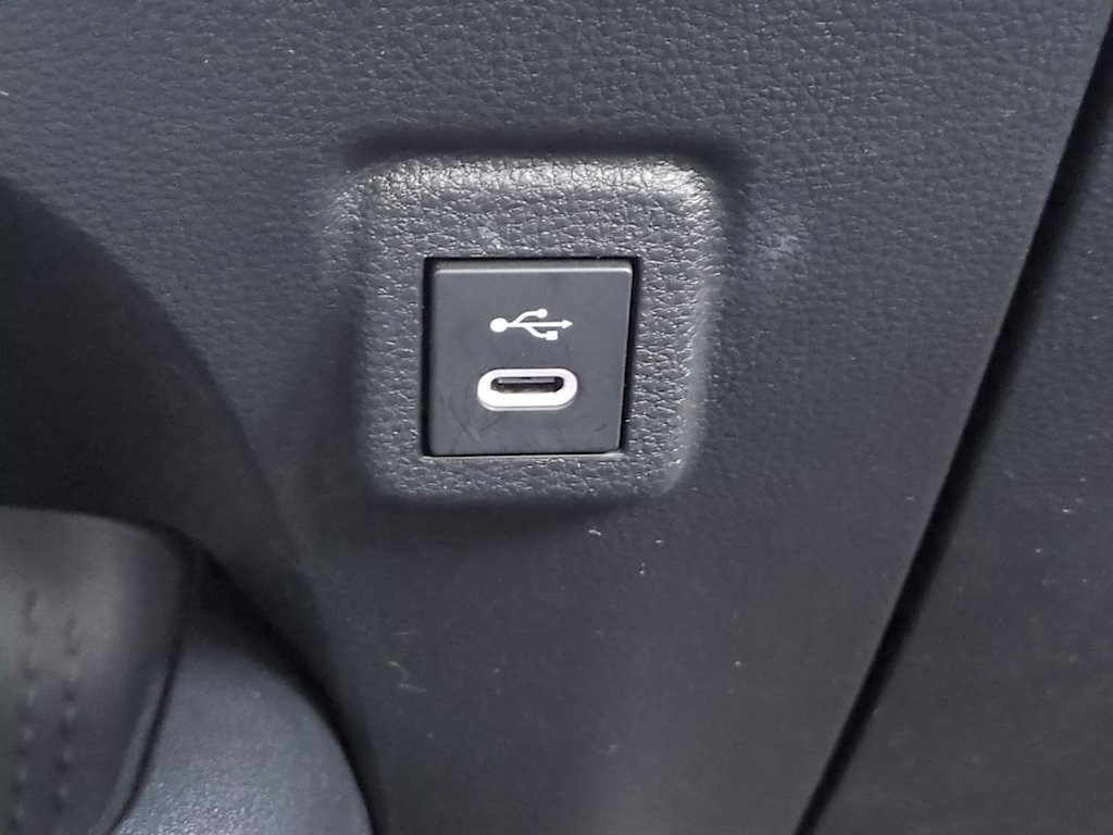 Thumbnail: 2023 Toyota Corolla - 31