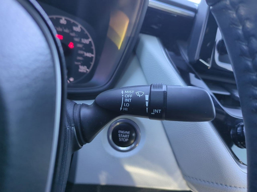 Thumbnail: 2023 Toyota Corolla - 15