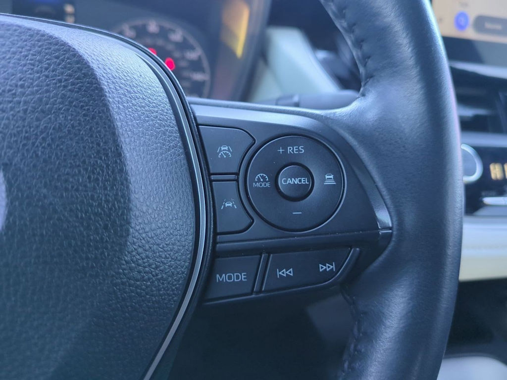 Thumbnail: 2023 Toyota Corolla - 28