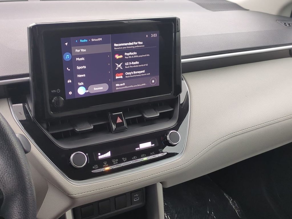 Thumbnail: 2023 Toyota Corolla Cross - 14