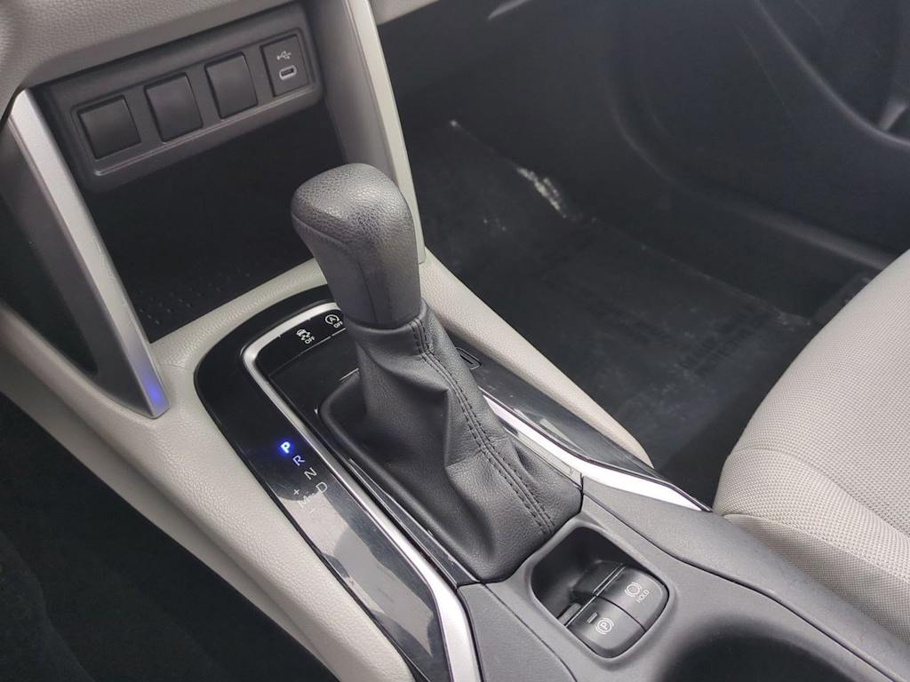 Thumbnail: 2023 Toyota Corolla Cross - 33