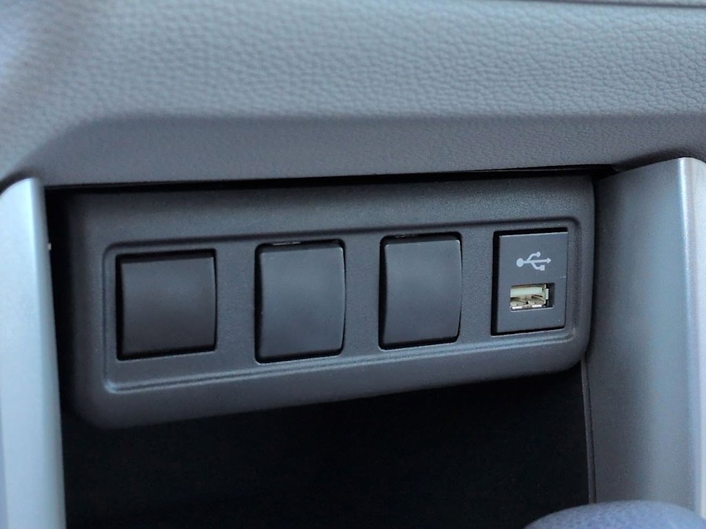 Thumbnail: 2022 Toyota Corolla Cross - 34