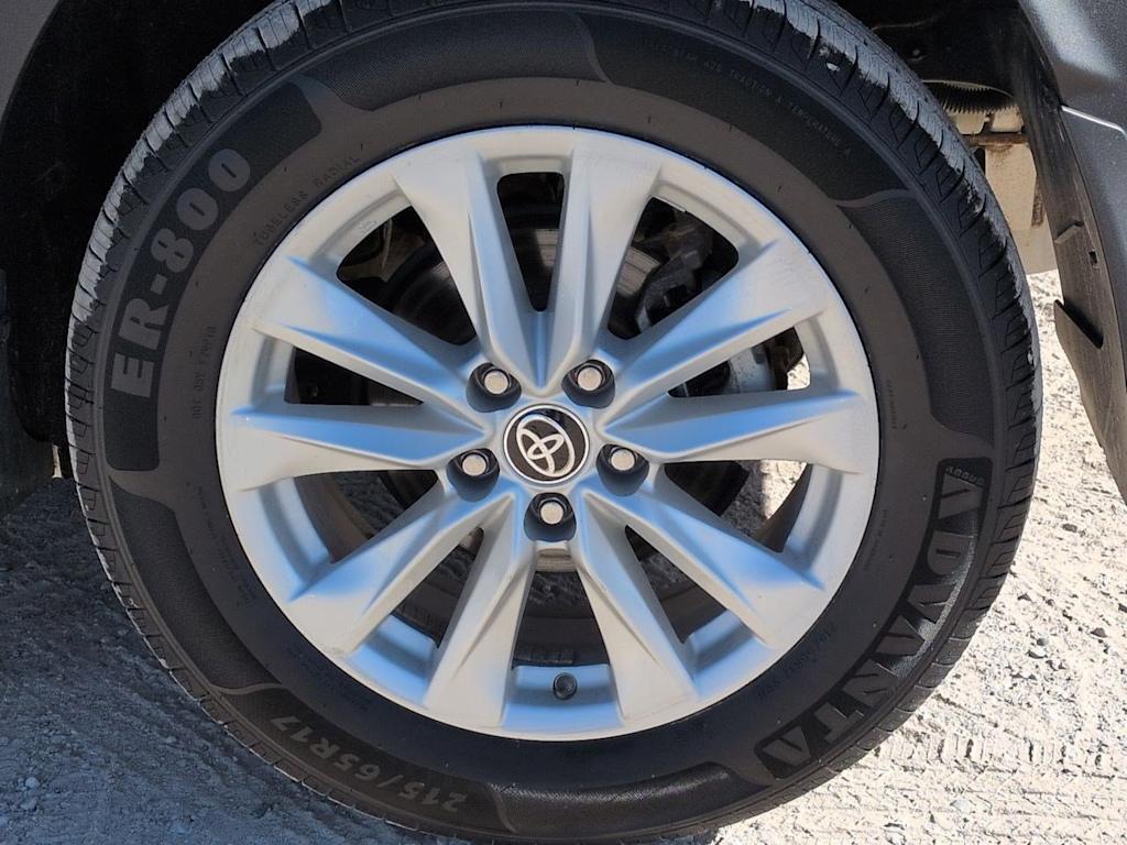 Thumbnail: 2022 Toyota Corolla Cross - 8