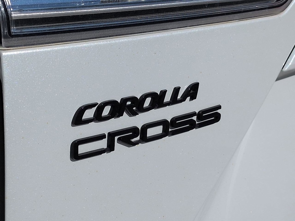 Thumbnail: 2022 Toyota Corolla Cross - 25
