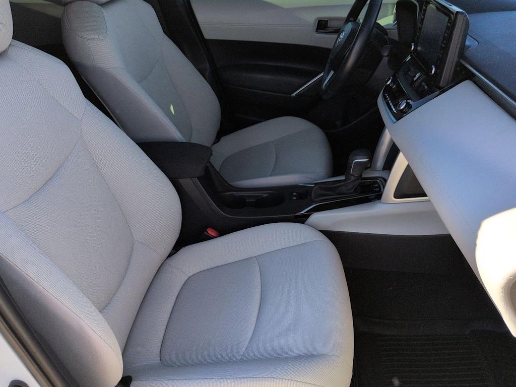 Thumbnail: 2022 Toyota Corolla Cross - 12