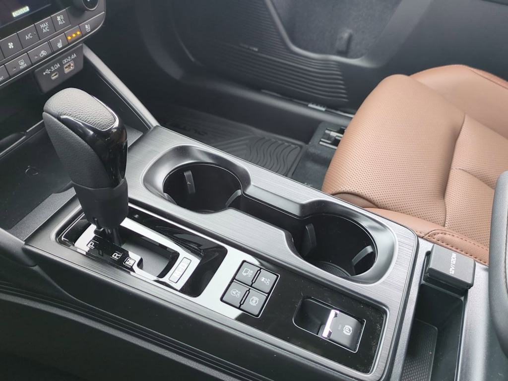 Thumbnail: 2026 Subaru Outback - 36