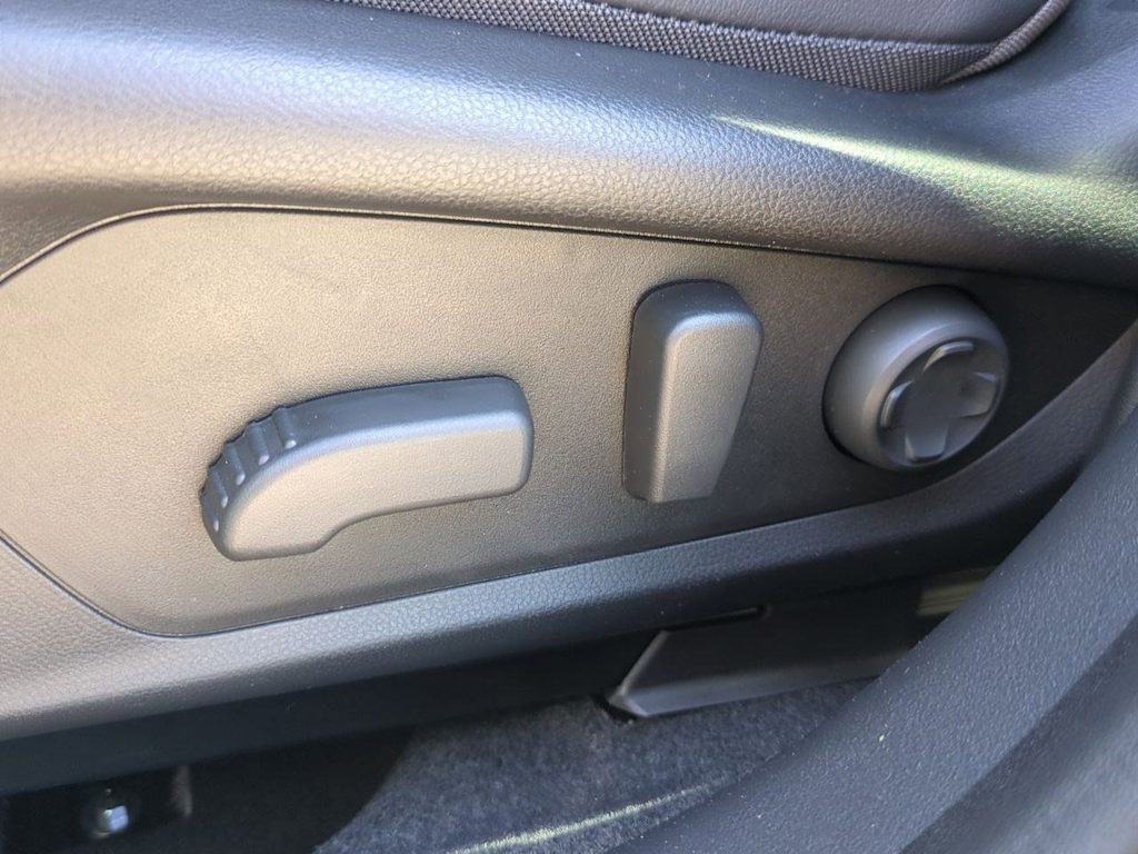 Thumbnail: 2026 Subaru Outback - 25