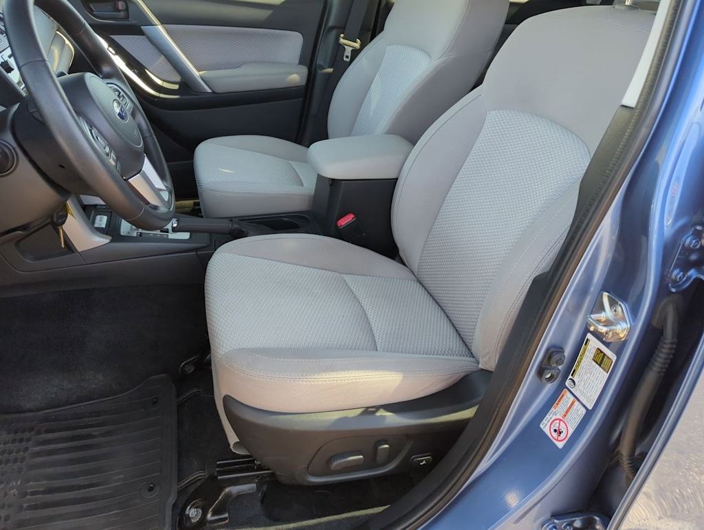 2017 Subaru Forester Premium 9
