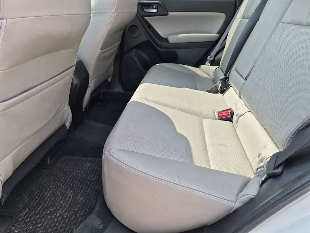 Thumbnail: 2015 Subaru Forester - 9