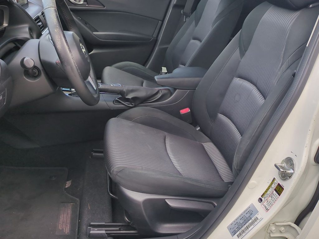 Thumbnail: 2015 Mazda Mazda3 - 10