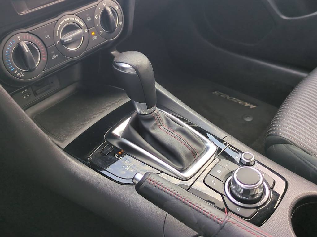 Thumbnail: 2015 Mazda Mazda3 - 34