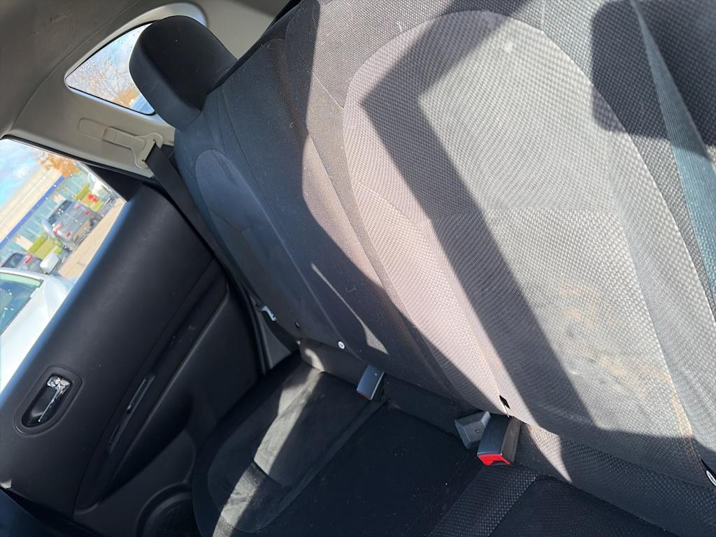 Thumbnail: 2012 Nissan Rogue - 8