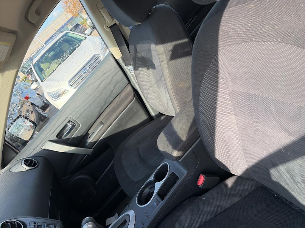 Thumbnail: 2012 Nissan Rogue - 7