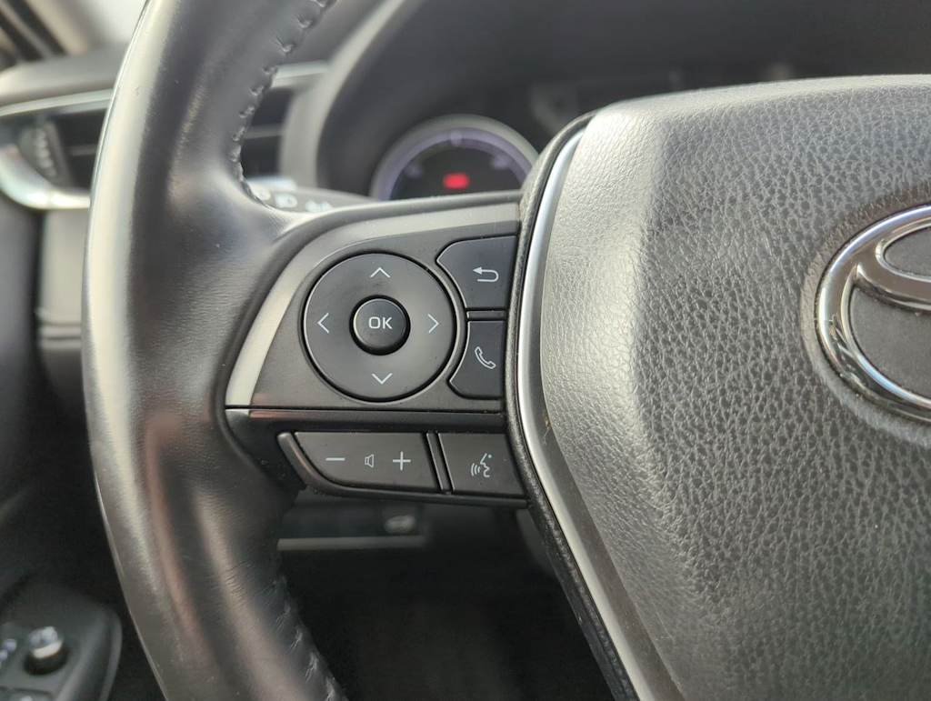 2021 Toyota Venza LE 27