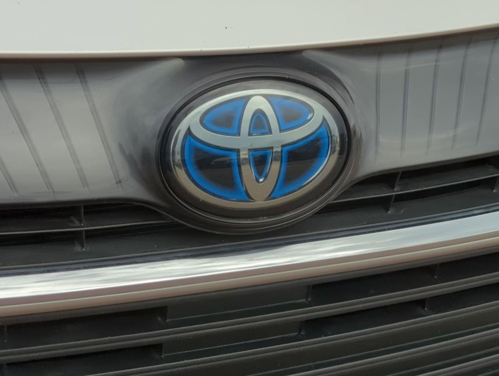 2021 Toyota Venza LE 7