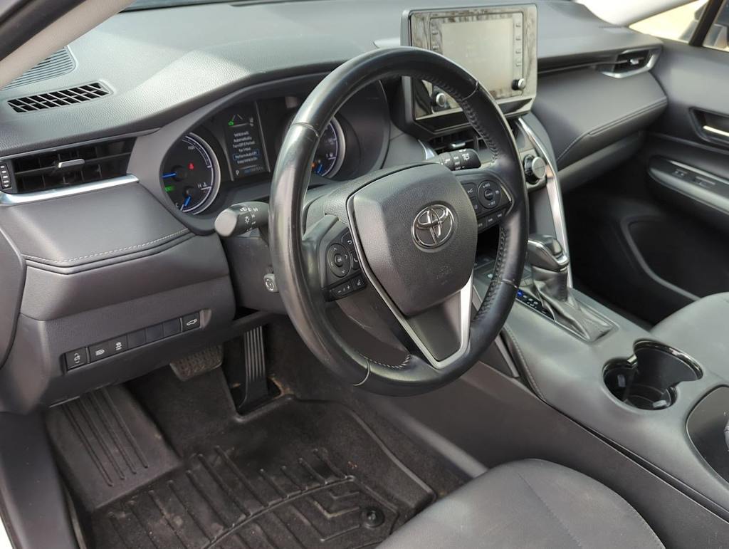 2021 Toyota Venza LE 2