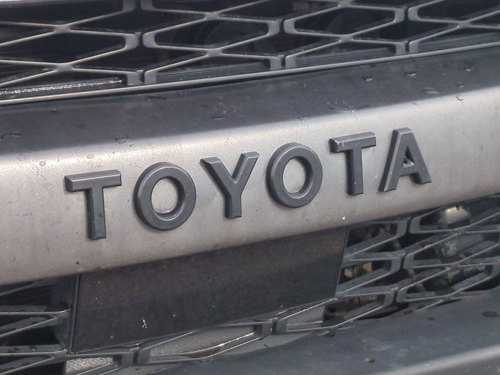 Thumbnail: 2020 Toyota 4Runner - 7