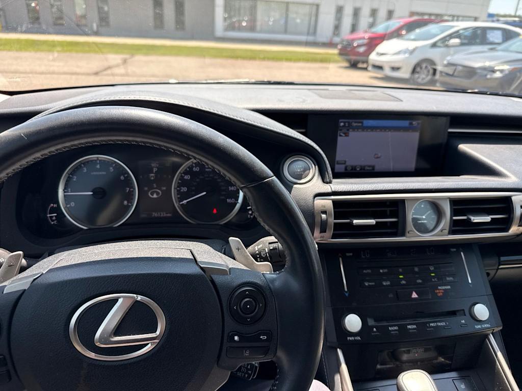 Thumbnail: 2014 Lexus IS - 2