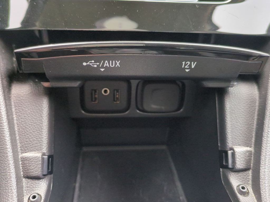 Thumbnail: 2022 Buick Encore - 31