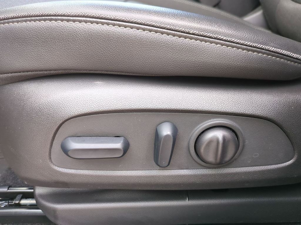 Thumbnail: 2023 Buick Encore GX - 25