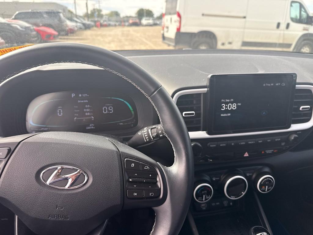 Thumbnail: 2023 Hyundai Venue - 2