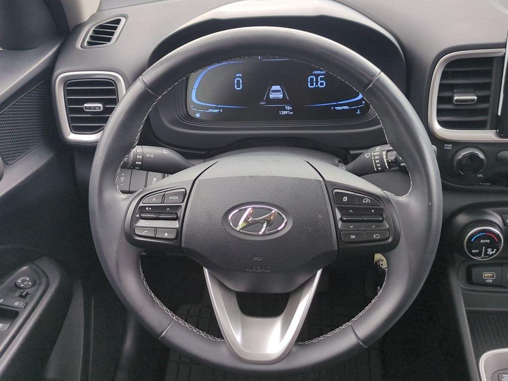 Thumbnail: 2023 Hyundai Venue - 13