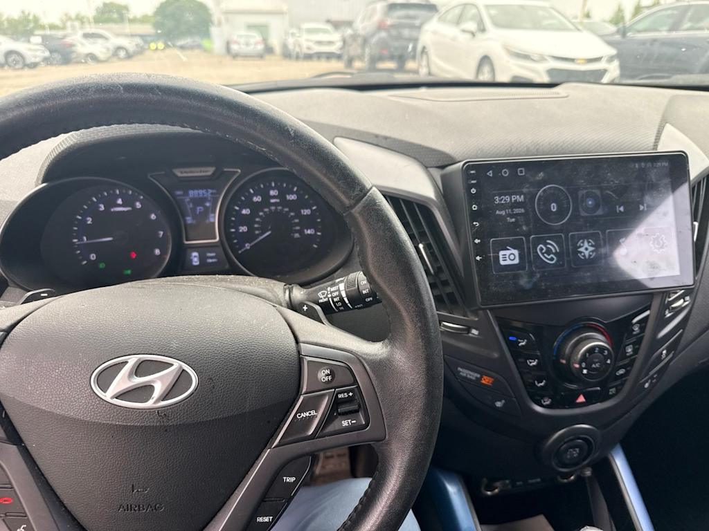 Thumbnail: 2013 Hyundai Veloster - 2