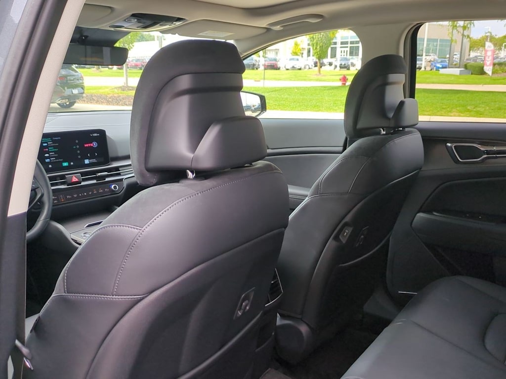 Thumbnail: 2026 Kia Sportage - 12