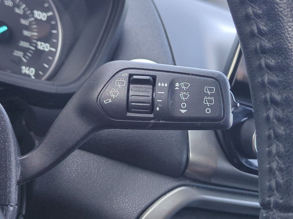 Thumbnail: 2018 Ford EcoSport - 31