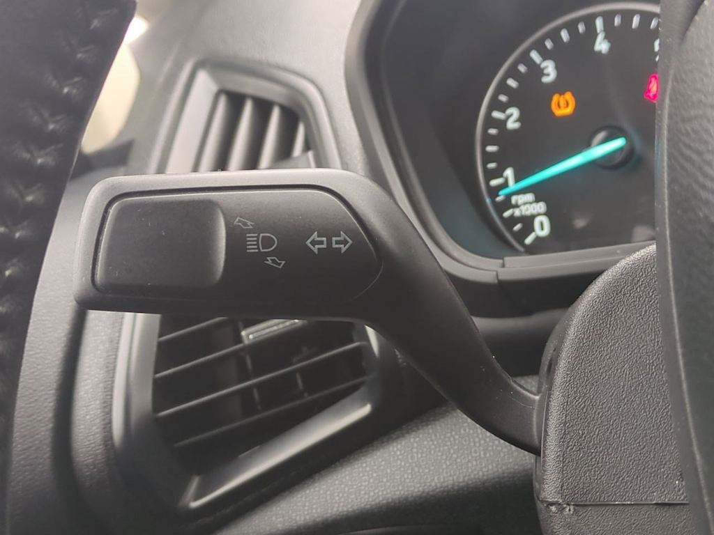 Thumbnail: 2018 Ford EcoSport - 32