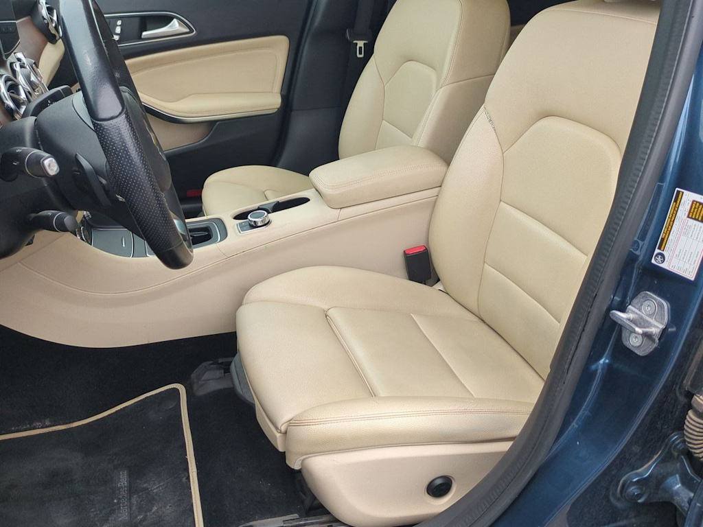 Thumbnail: 2019 Mercedes-Benz GLA - 10