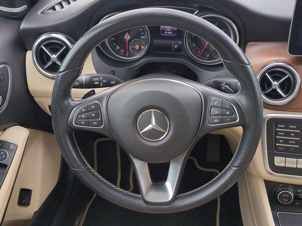 Thumbnail: 2019 Mercedes-Benz GLA - 13