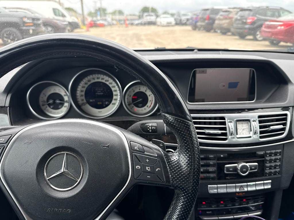 Thumbnail: 2014 Mercedes-Benz E-Class - 2