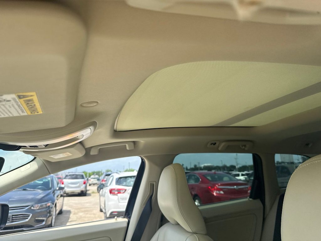 Thumbnail: 2016 Volvo XC60 - 20