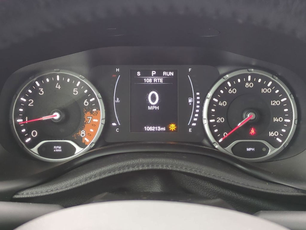 Thumbnail: 2018 Jeep Renegade - 16