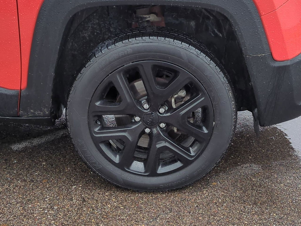 Thumbnail: 2018 Jeep Renegade - 8