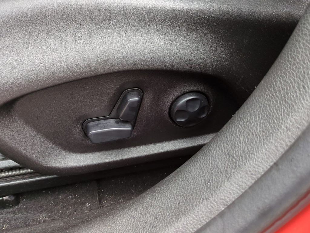 Thumbnail: 2018 Jeep Renegade - 24