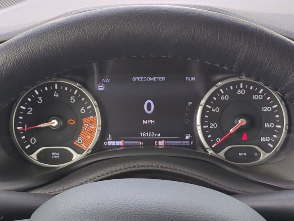 Thumbnail: 2021 Jeep Renegade - 16