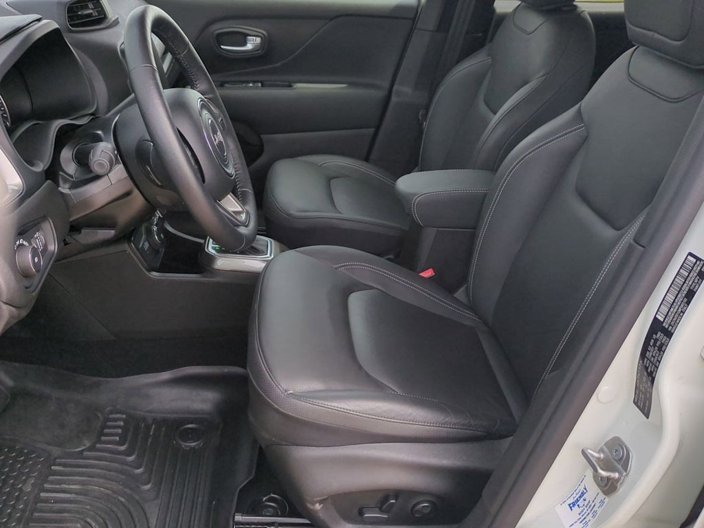 Thumbnail: 2021 Jeep Renegade - 10