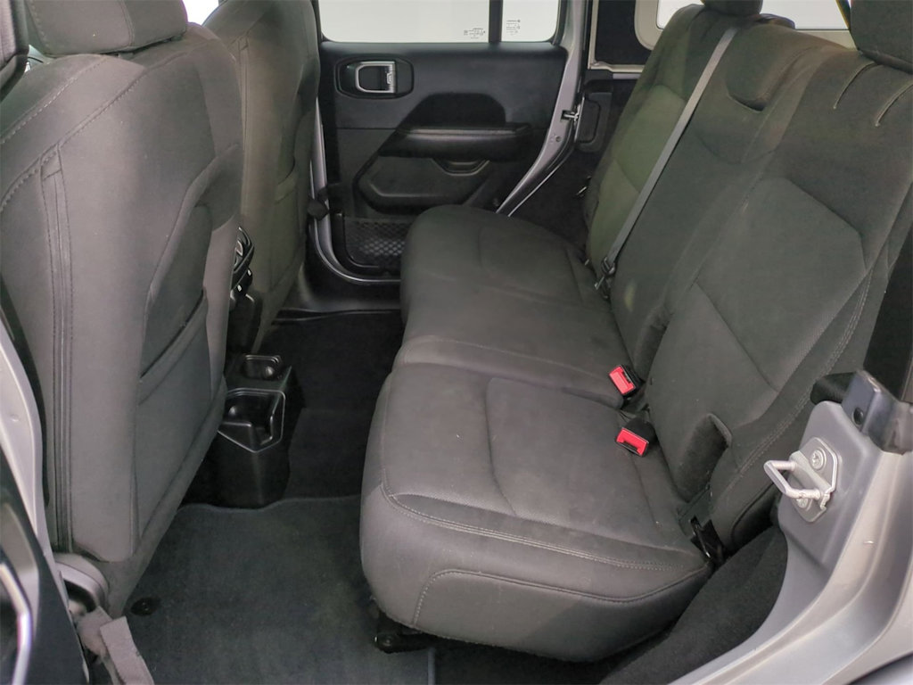 Thumbnail: 2018 Jeep Wrangler - 24