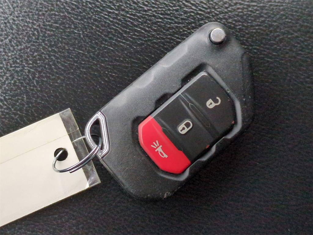 Thumbnail: 2018 Jeep Wrangler - 17