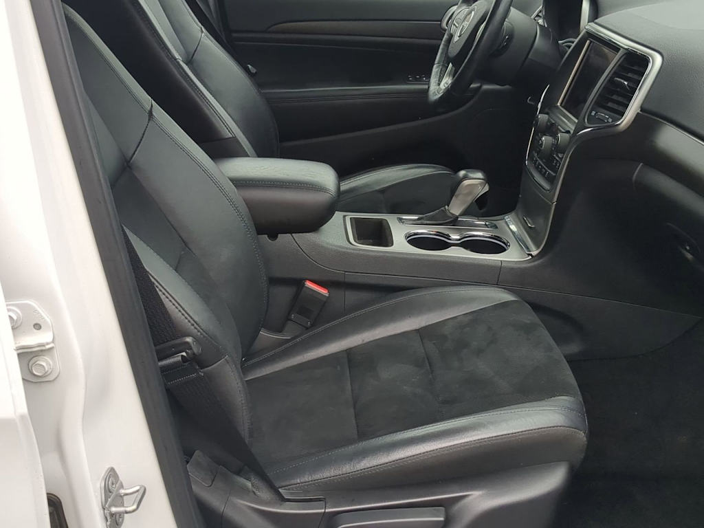 Thumbnail: 2018 Jeep Grand Cherokee - 11