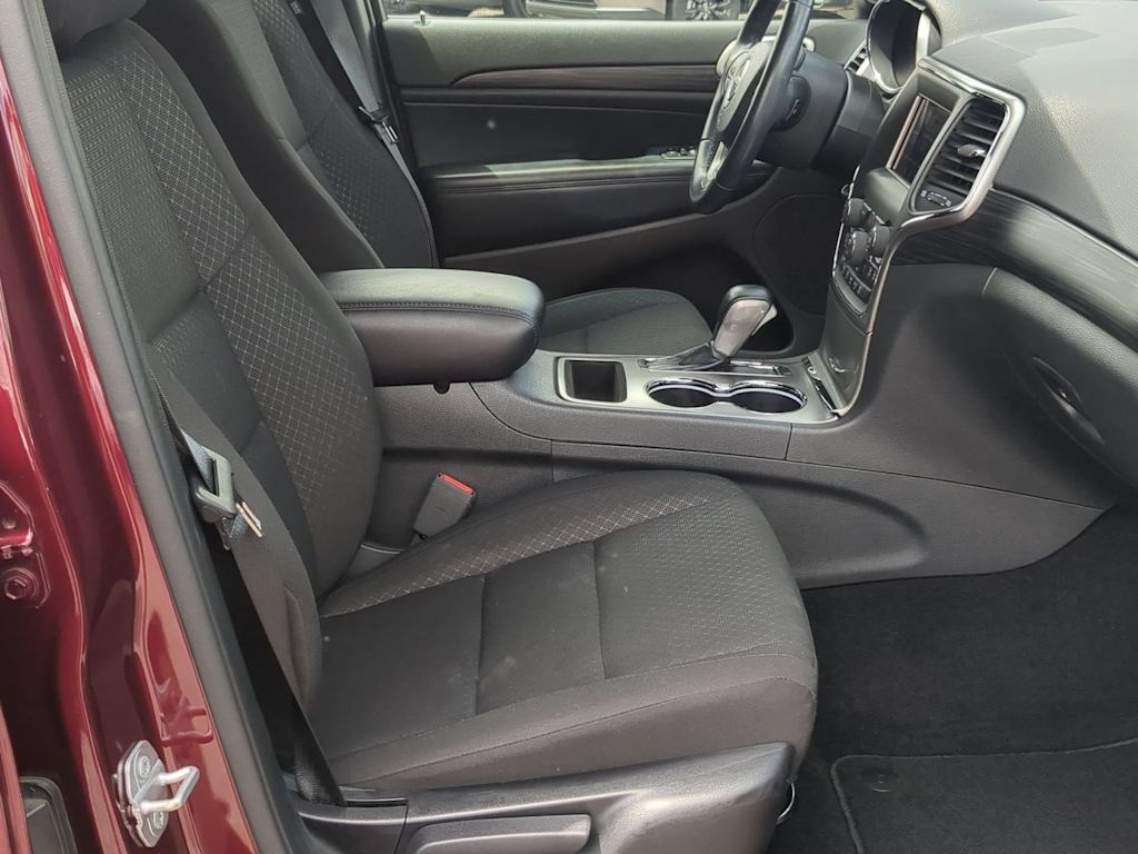Thumbnail: 2020 Jeep Grand Cherokee - 11