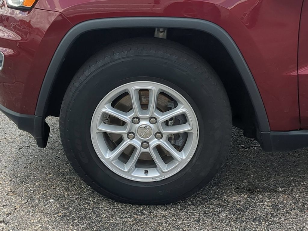 Thumbnail: 2020 Jeep Grand Cherokee - 8