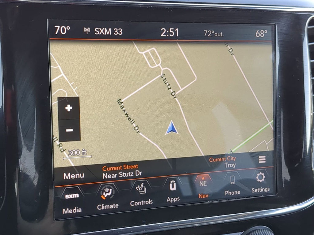 Thumbnail: 2021 Jeep Grand Cherokee - 31