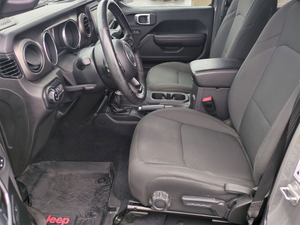 Thumbnail: 2020 Jeep Gladiator - 10