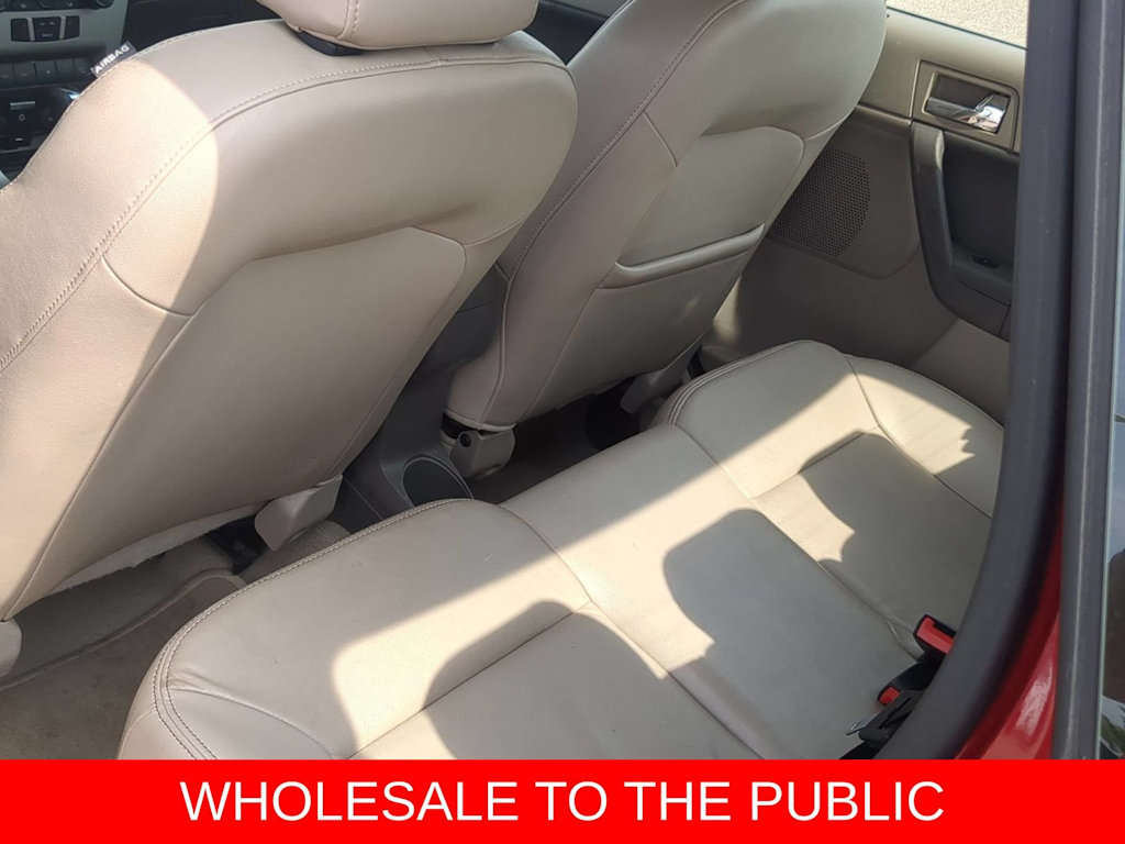 Thumbnail: 2010 Ford Focus - 24