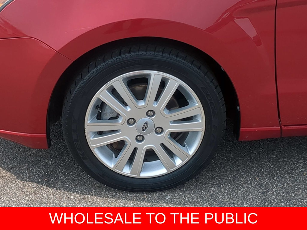 Thumbnail: 2010 Ford Focus - 6