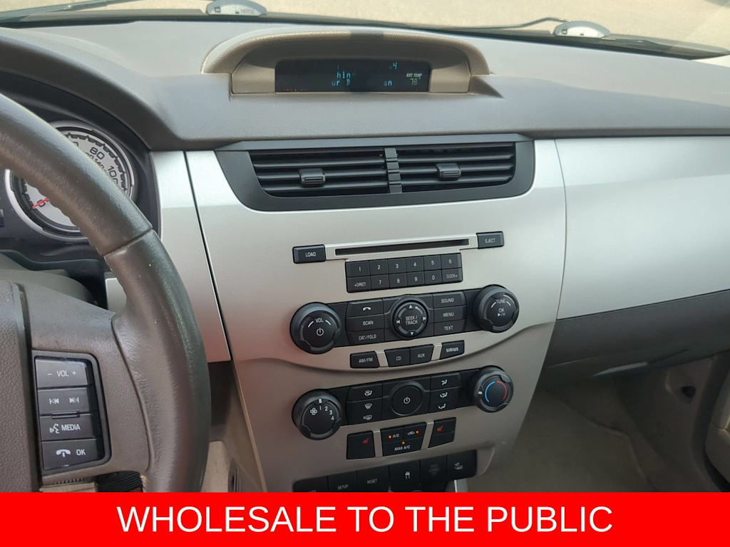 Thumbnail: 2010 Ford Focus - 12